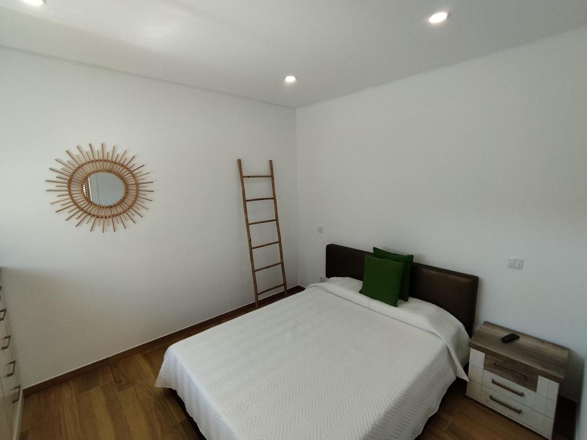 Apartamento T2 - Pescadores Frente Mar - Casas & Papeis *