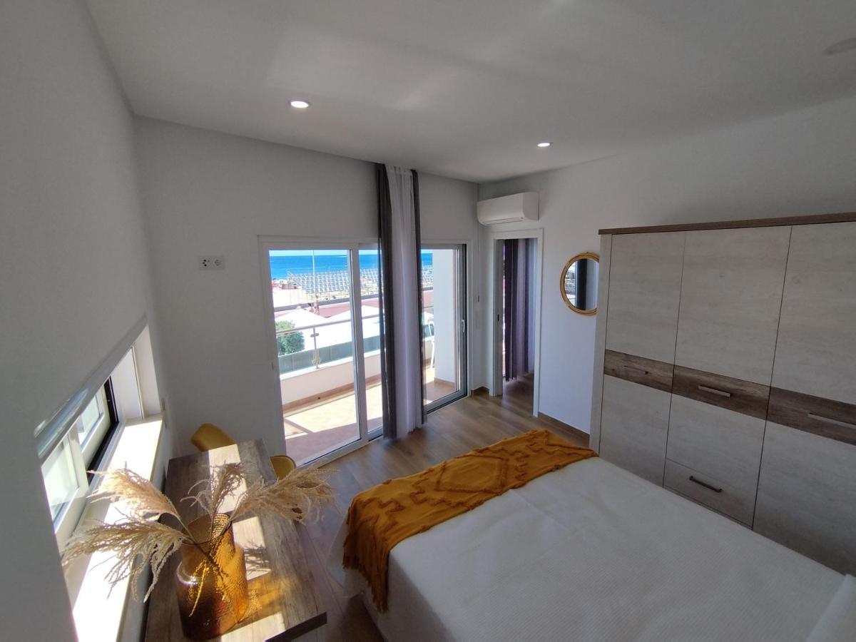 Apartamento T2 - Pescadores Frente Mar - Casas & Papeis *